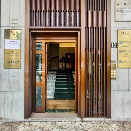 Pisani Apartment Милано Екстериор снимка